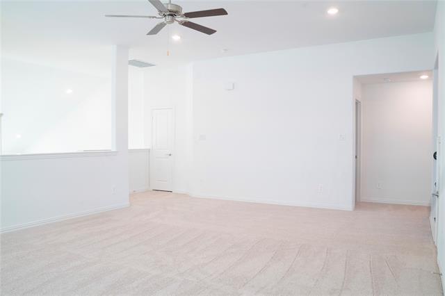 Building Photo - 14625 Little Water Dr