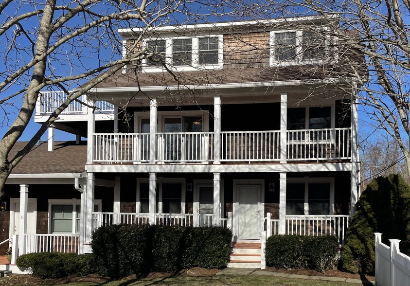 Building Photo - 33 Starr Dr W
