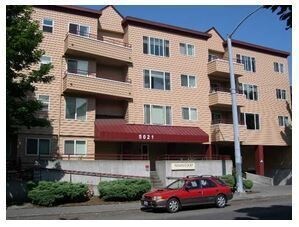 Building Photo - 5021 Brooklyn Ave NE