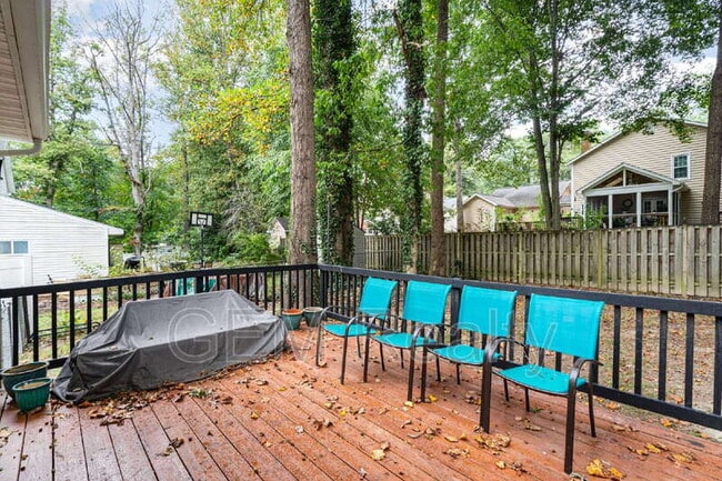 Building Photo - 11609 Silverleaf Ln