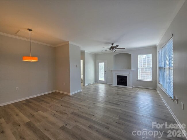 Building Photo - 15437 Coventry Ct Ln