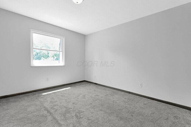 Building Photo - 53 Neil St