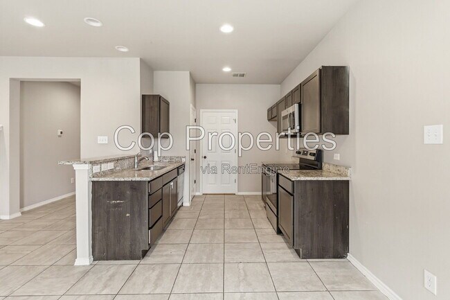 Building Photo - 11103 Belair Dr