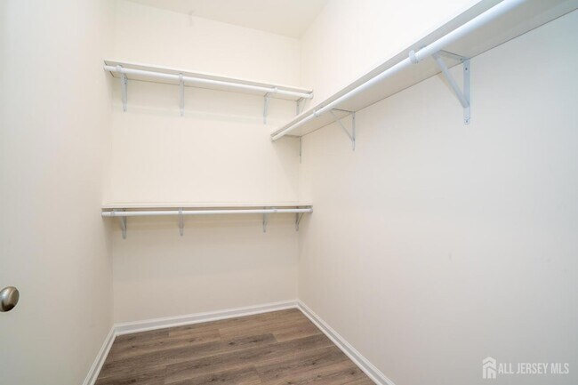 Building Photo - 3403 Jordan Dr