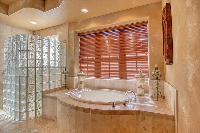 Building Photo - 110 Portofino Dr