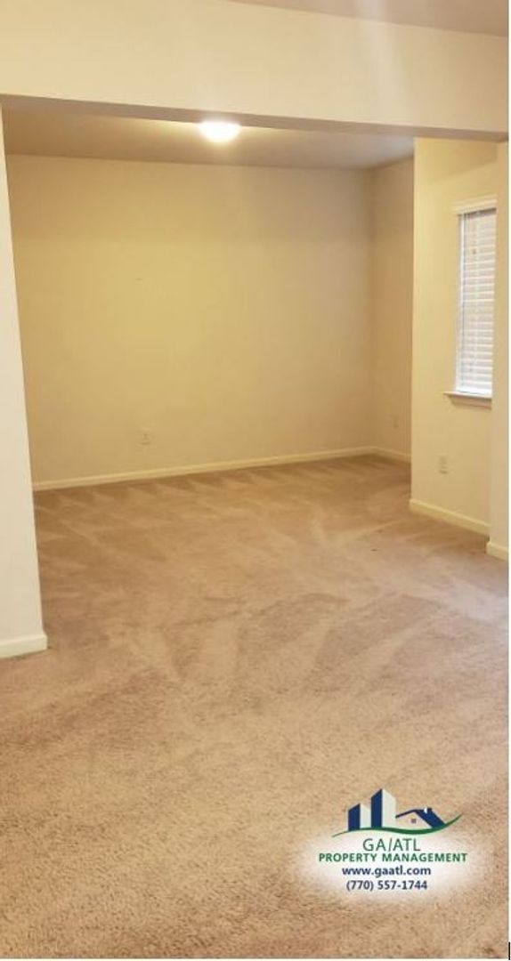Building Photo - 610 Country Ridge Dr