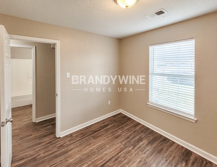 Building Photo - 4407 Pecan Creek Cir S