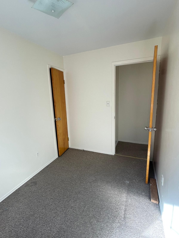 Building Photo - 76-15 166th St