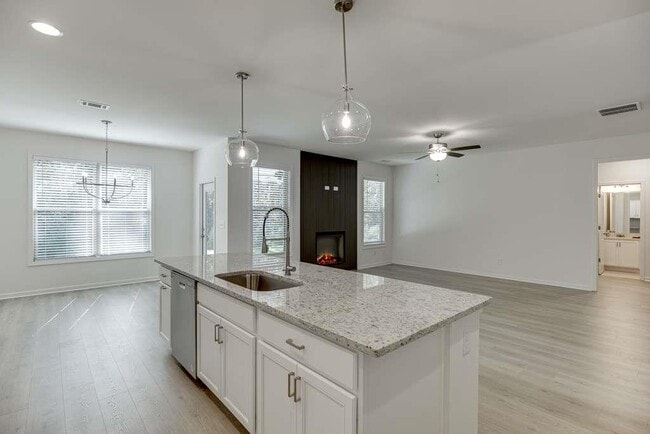 Building Photo - 230 Blue Dragon Dr