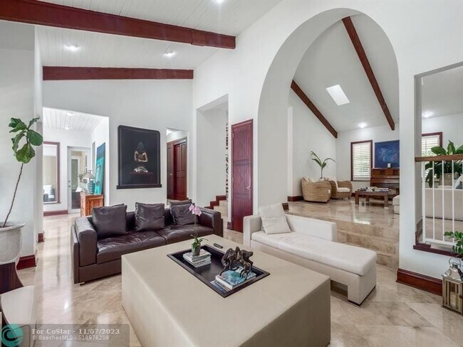 Building Photo - 441 Ridge Rd