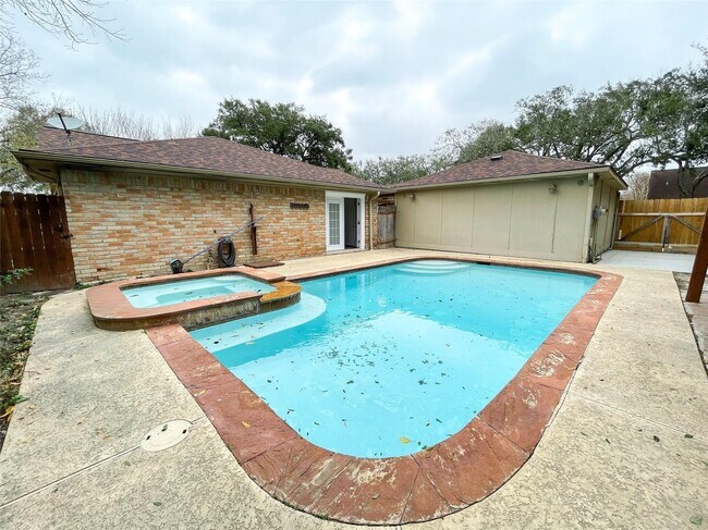 Building Photo - 21603 Park Wind Ct
