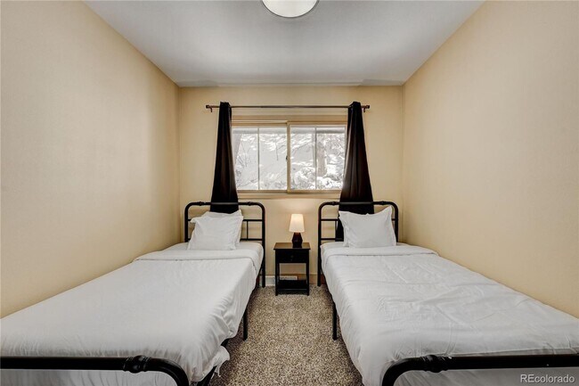 Building Photo - GORGEOUS HOME IN COAL CREEK CANYON ON 4.85 ACRES! RENT, BUY, OR RENT TO OWN!