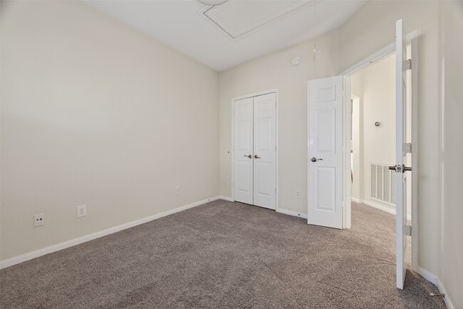 Building Photo - 12912 Kingsbridge Ln