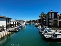 Building Photo - 7212 Marina Pacifica Dr N