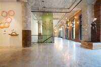 Building Photo - 725 Johnson Ct