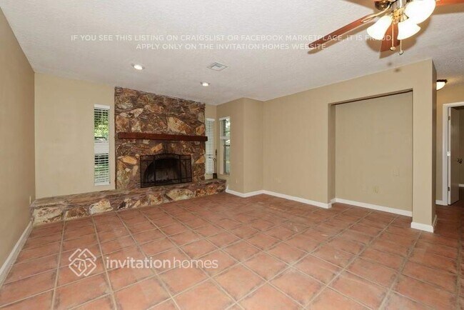 Building Photo - 5100 Summerwood Ct