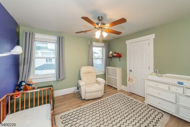 Building Photo - 38B Park Ave