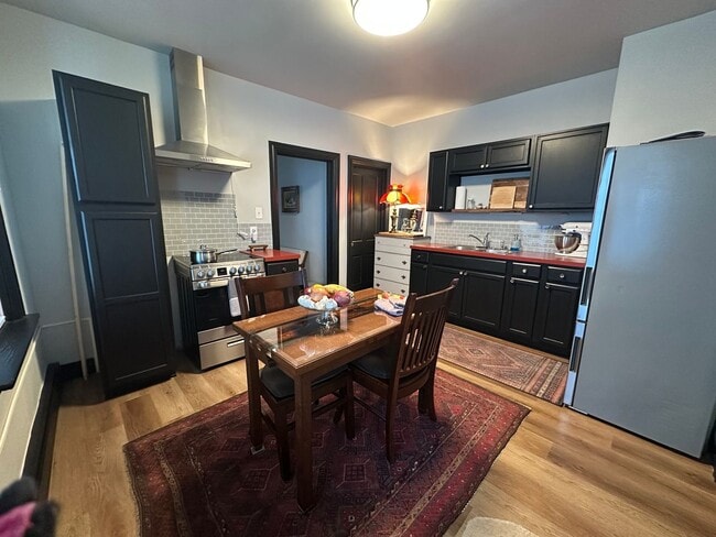 Building Photo - Lebanon City 3 bed- small dog allowed