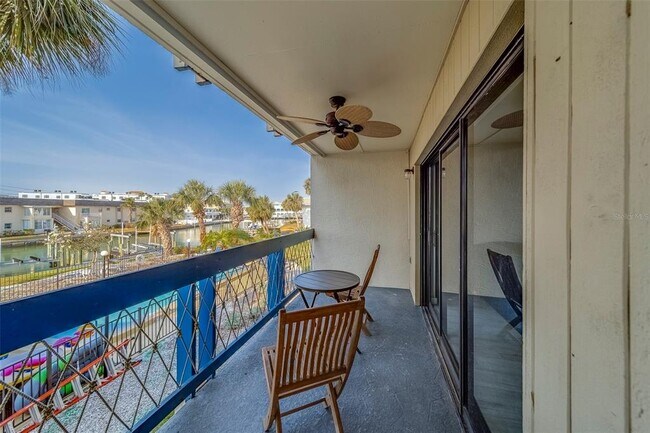 Building Photo - 11650 Capri Cir S