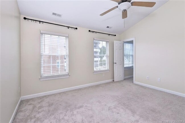 Building Photo - 105 Laydon Way
