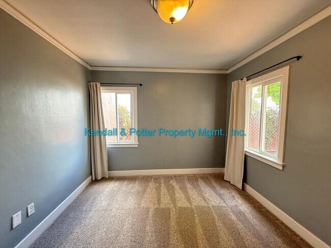Building Photo - Quiet & Updated Watsonville Charmer 2 plus BR/1BA