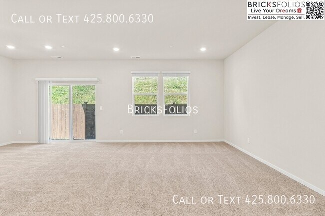 Building Photo - 4237 Pronghorn Pl