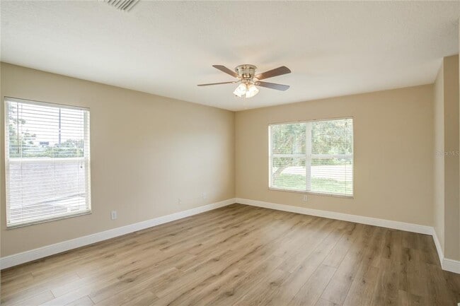 Building Photo - 6133 Lanshire Dr