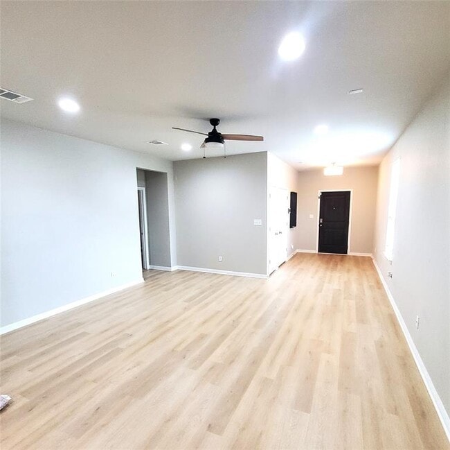 Building Photo - 101 Prosecco Path