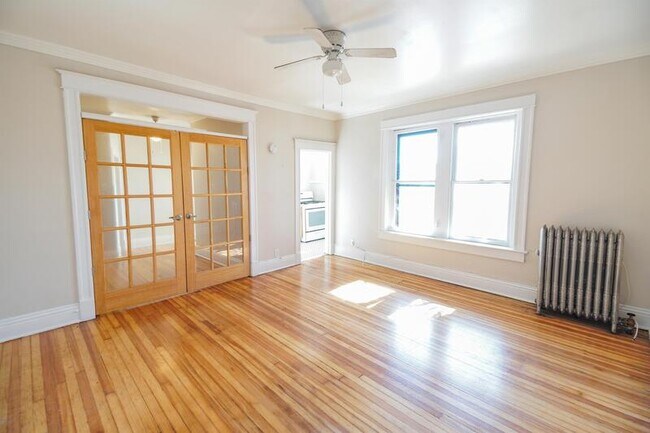 Building Photo - 1531 N Washington St