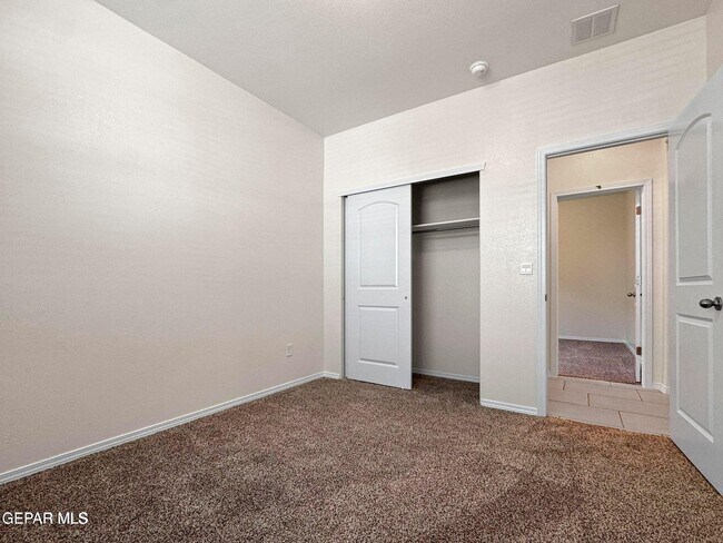 Building Photo - 15216 Hunch Ct