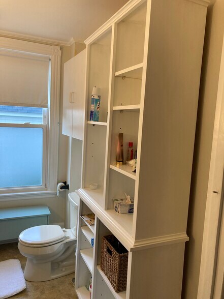 Building Photo - 123 Glenwood Ave