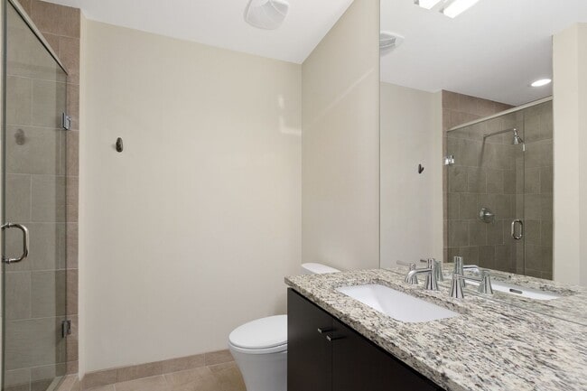 Building Photo - 10 Terminus Luxury 2 Bedroom Condo in Hear...