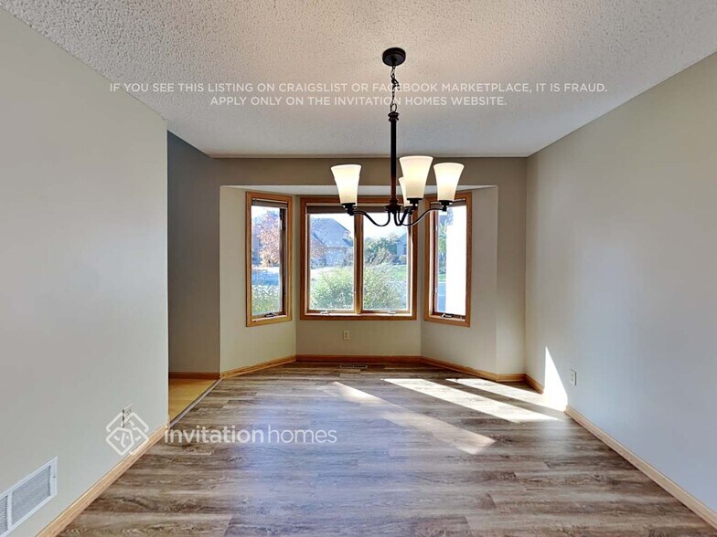 Building Photo - 10410 Stony Creek Dr