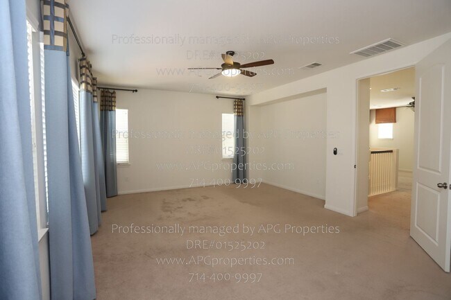 Building Photo - 509 S Trident St