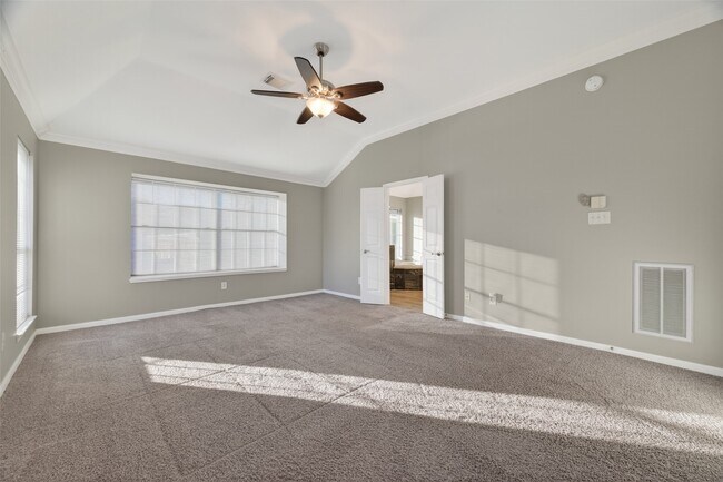 Building Photo - 12912 Kingsbridge Ln