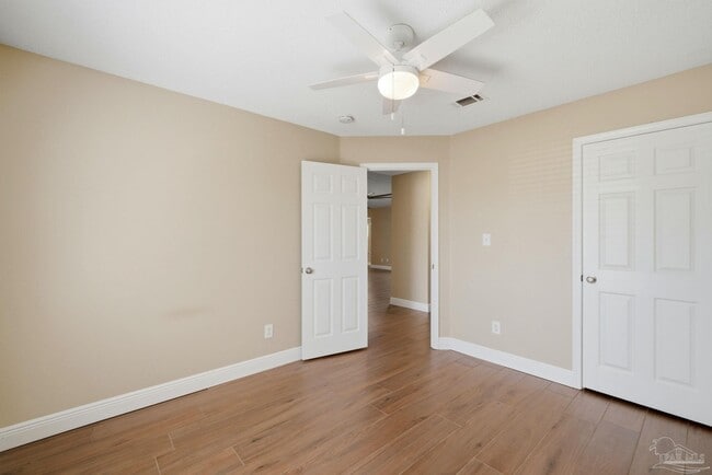 Building Photo - 520 Batten Blvd