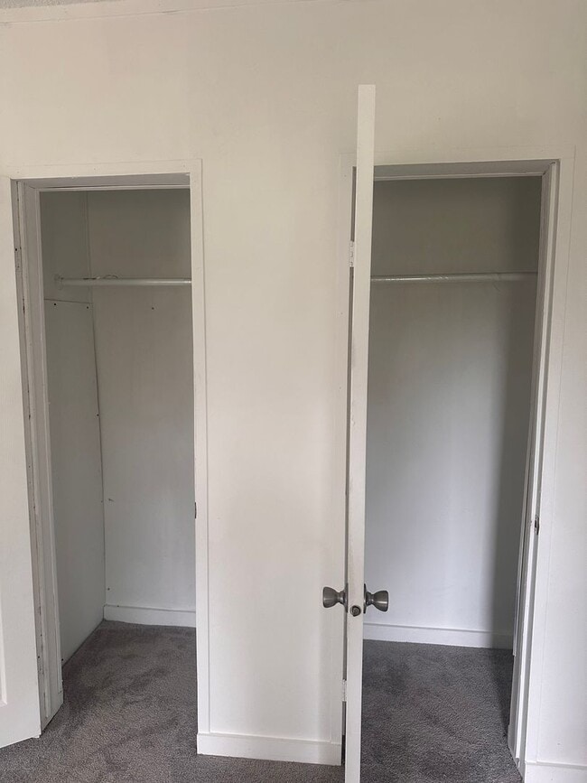 Building Photo - RENTAL HOME 3BD/2BTH
