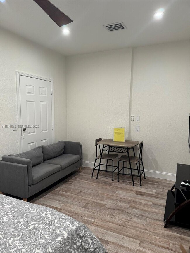 Primary Photo - 15603 SW 178th St