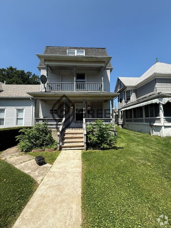 Building Photo - 2 bed 1 bathroom Apartment for rent in Kan...