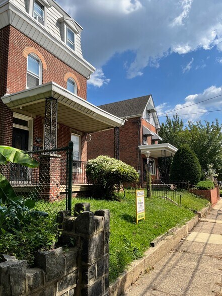 Building Photo - 4515 Comly St