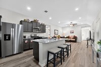 Building Photo - 906 Ramble Rd