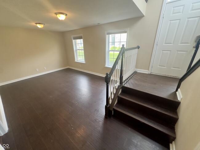 Building Photo - 9094 Demarest Dr