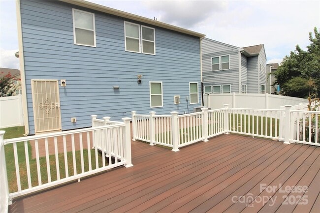 Building Photo - 12618 Ballyliffin Dr