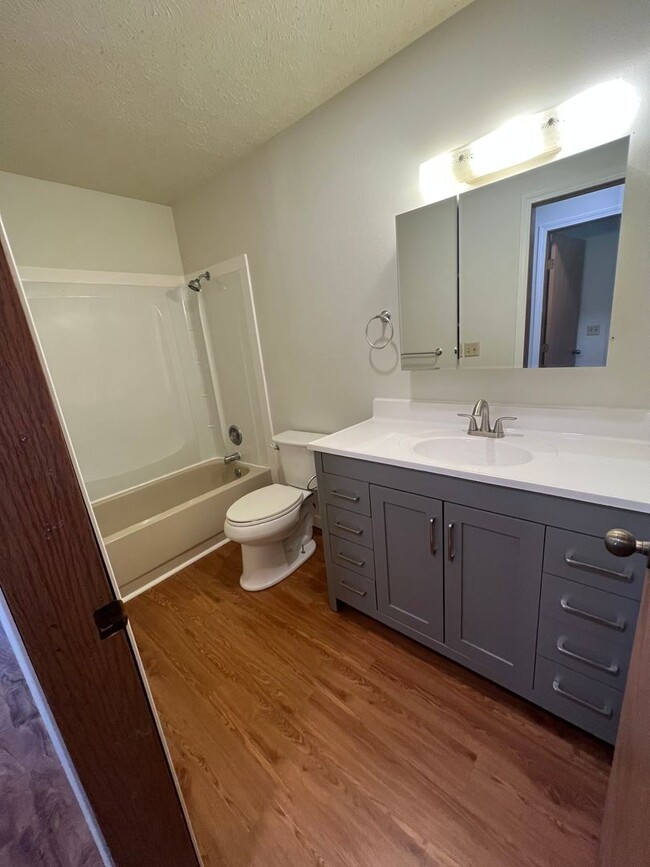 Building Photo - 2113 Gillam Way