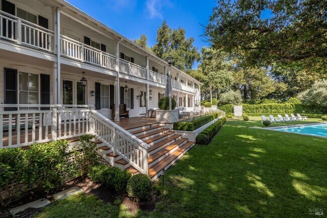 Building Photo - 989 Rutherford Rd