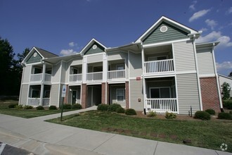 Building Photo - The Links at Thorndale