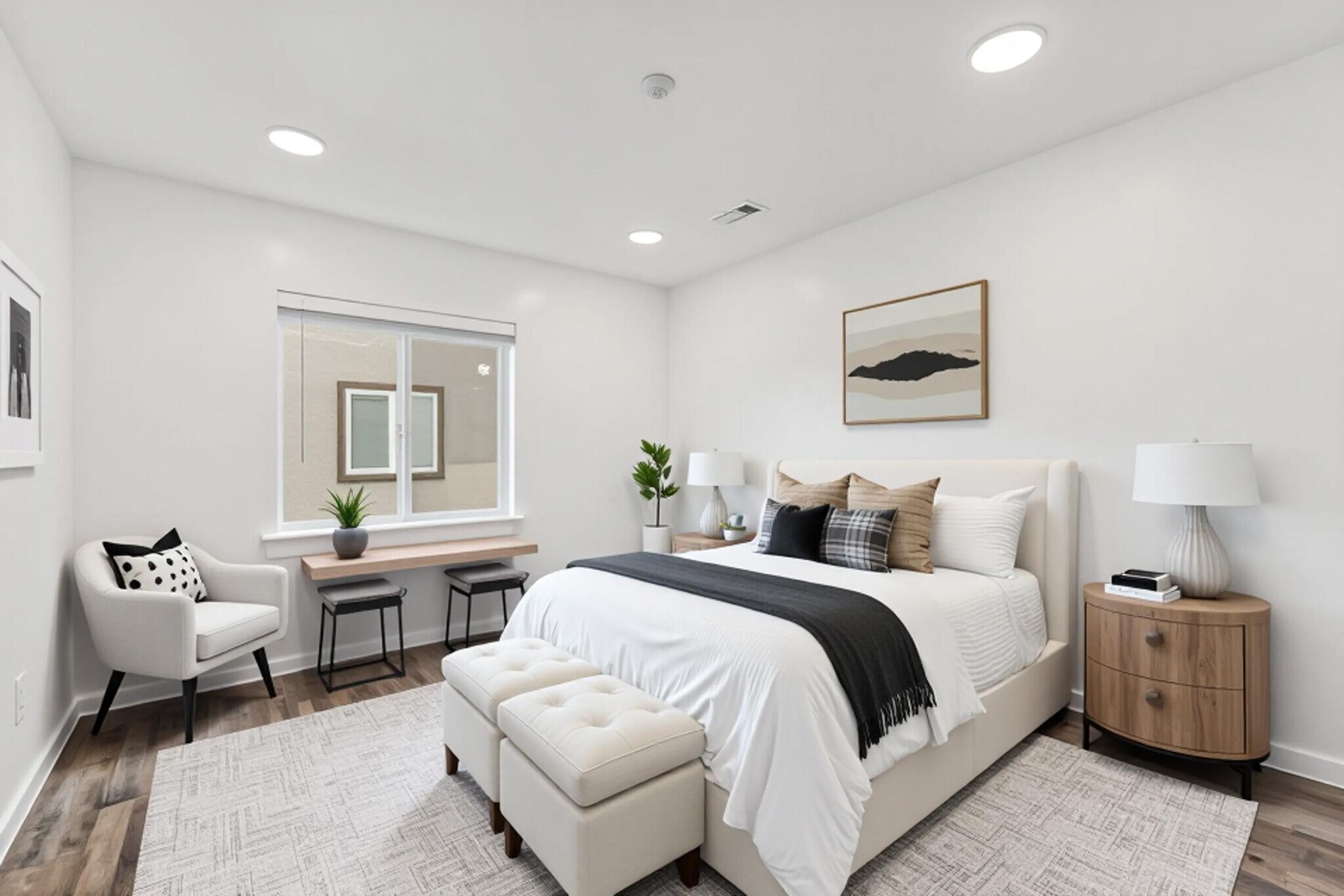 Building Photo - 4883 E Silver Ridge Rd