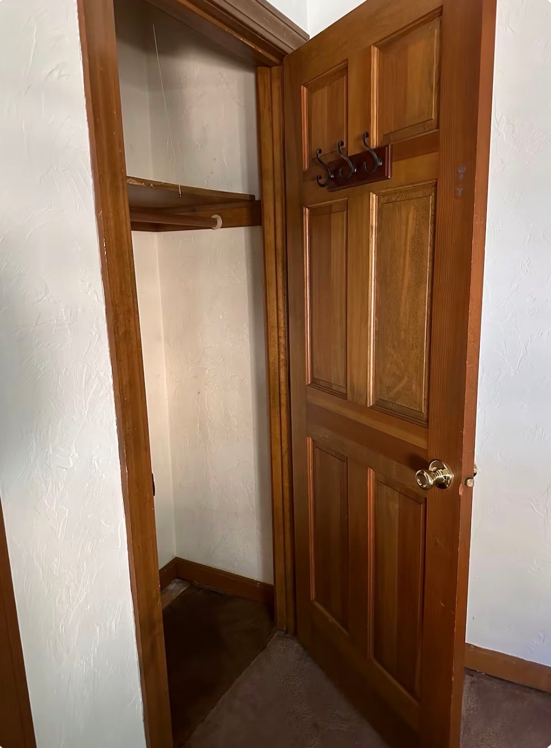 Building Photo - 41 Hollywood St.