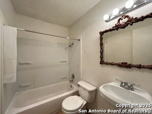 Building Photo - 117 Meadow Way