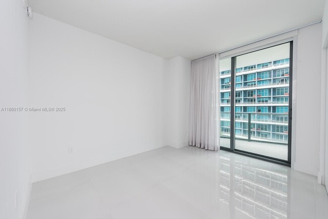 Building Photo - 1300 S Miami Ave